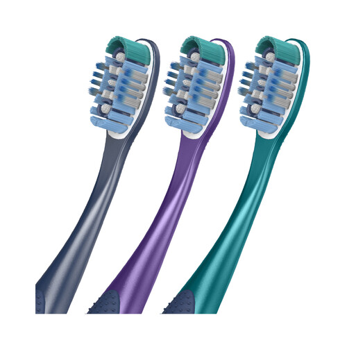 COLGATE 360º Cepillo de dientes medio, con 4 zonas de acción que ayudan a eliminar las bacterias bucales 3 uds.