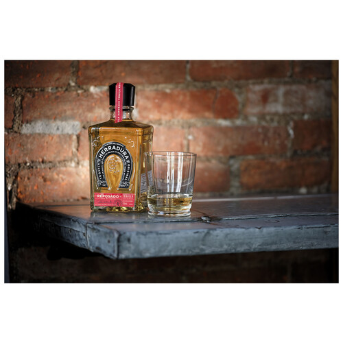 HERRADURA Tequila reposado botella de 70 cl.