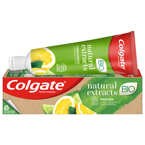 COLGATE Natural extracts Pasta de dientes con extracto de limón y cítricos para el cuidado de las encías 75 ml.