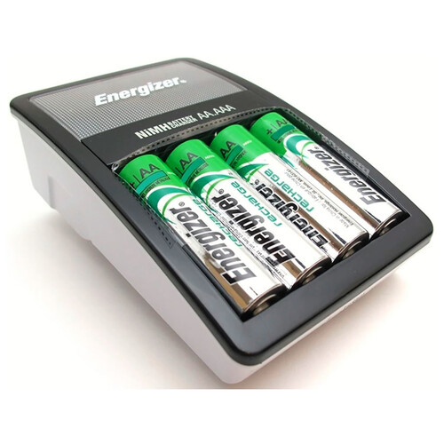 Cargador para pilas del tipo AA/AAA + 4 pilas del tipo AA con carga de 2000mAh ENERGIZER Maxi.